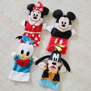 Disney Mickey Mouse & Friends Soft & Cuddly Hand Puppets